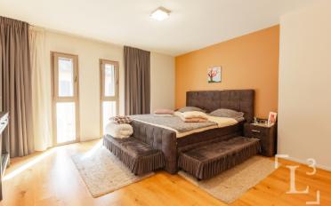Reihenfamilienhaus 7.5 Zimmer - image - 8