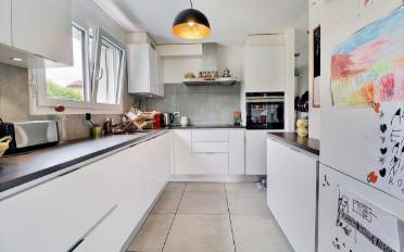 Reihenfamilienhaus 7.5 Zimmer - image - 3