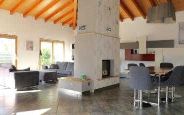 Villa 6.5 Zimmer - image - 1