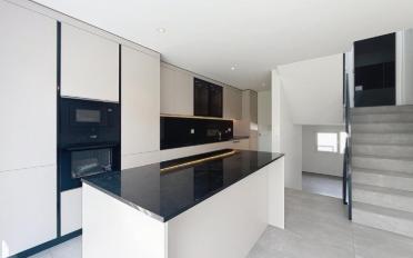 Maison contiguë 5 pièces - image - 6