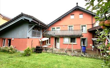 Wohngebäude 20.5 Zimmer - image - 1