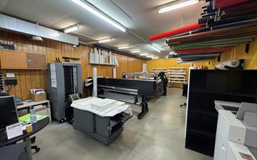 Commerce 3 pièces - image - 2