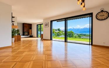 Villa 6.5 Zimmer - image - 1