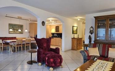 Furnished flat 10 rooms - image - 1
