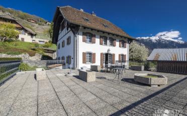 Einfamilienhaus 8.5 Zimmer - image - 2