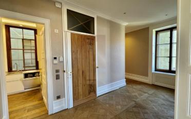 Apartment 6 rooms - image - 2