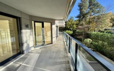 Apartment 10 rooms - image - 7