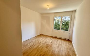 Apartment 10 rooms - image - 12