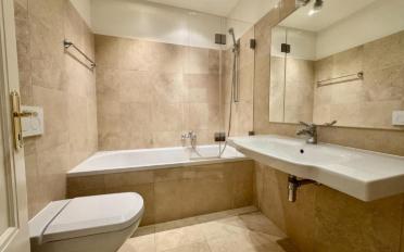 Apartment 8 rooms - image - 12