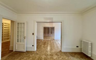 Apartment 8 rooms - image - 4