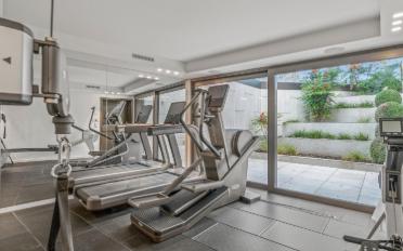 Attic flat 9 rooms - image - 7