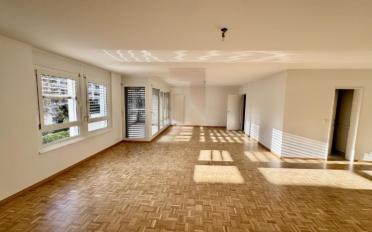 Apartment 6 rooms - image - 3