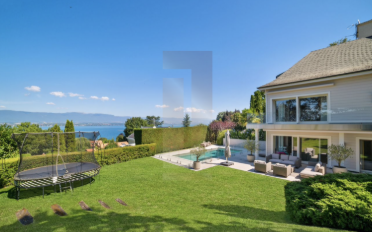 Maison 10 pièces - image - 2