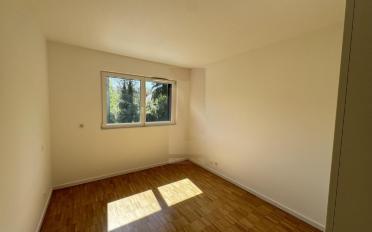 Apartment 4 rooms - image - 7