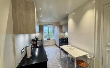Furnished flat 5.5 rooms - image - 3