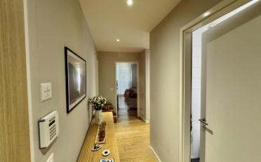 Apartment 4 rooms - image - 2