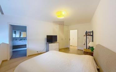 Apartment 4 rooms - image - 5