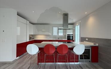 Maison 10.5 pièces - image - 2