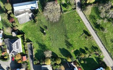 Building land - image - 1