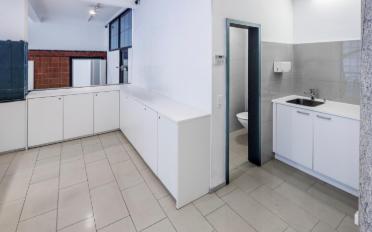 Commercial - image - 8