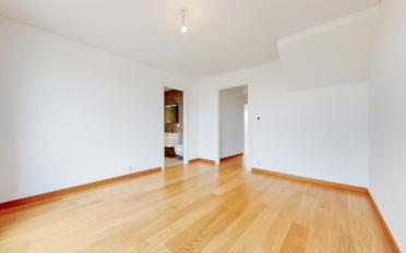 Apartment 4 rooms - image - 6