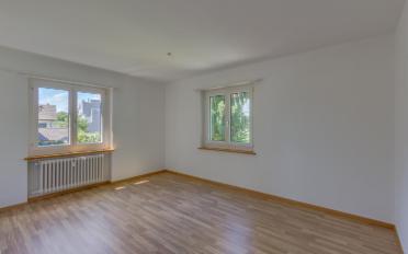 Apartment 4 rooms - image - 3
