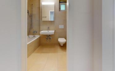 Apartment 4 rooms - image - 5