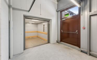 Commercial - image - 8