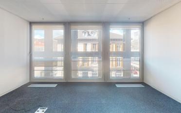 Office - image - 7