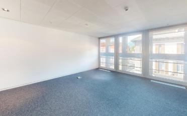 Office - image - 10