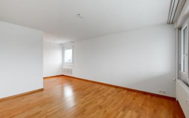 Apartment 4 rooms - image - 5
