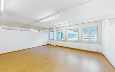 Commercial - image - 4