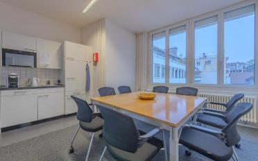 Office - image - 4