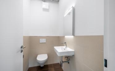 Commercial - image - 5