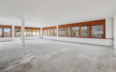 Office - image - 3