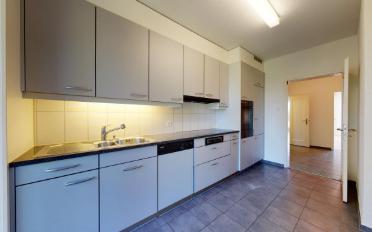 Apartment 4 rooms - image - 3