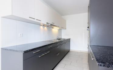 Apartment 4 rooms - image - 2