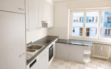 Apartment 4 rooms - image - 6