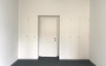 Office - image - 1