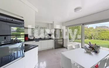 Single house 8 rooms - image - 1