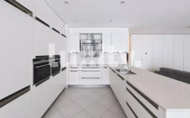 Apartment 5 rooms - image - 1