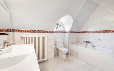 Single house 10 rooms - image - 10