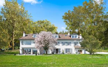 Single house 14 rooms - image - 1