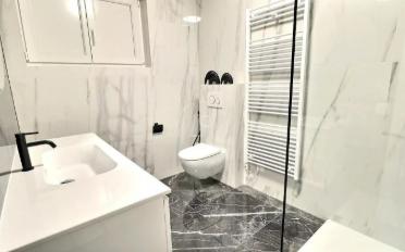 Single house 7.5 rooms - image - 12