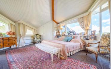 Single house 15 rooms - image - 13