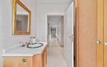 Single house 12 rooms - image - 11