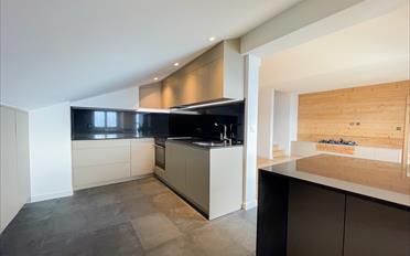 Attic flat 4.5 rooms - image - 1