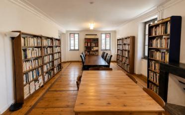Office - image - 4