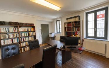 Office - image - 5