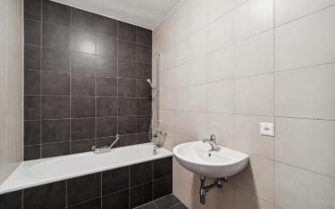 Apartment 4 rooms - image - 13